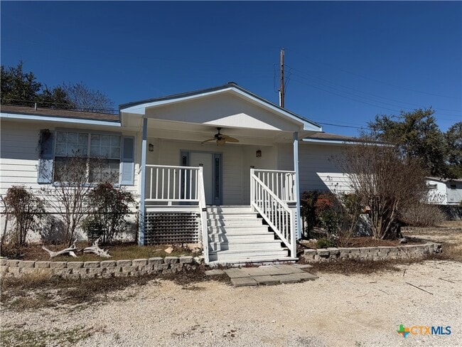 Photo - 200 Peggs Pl