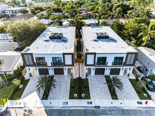 Photo - 1121 NE 17th Ave