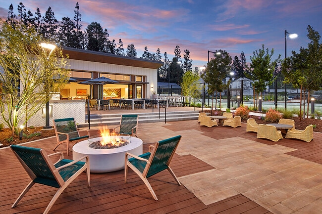 Seaside at Laguna Heights