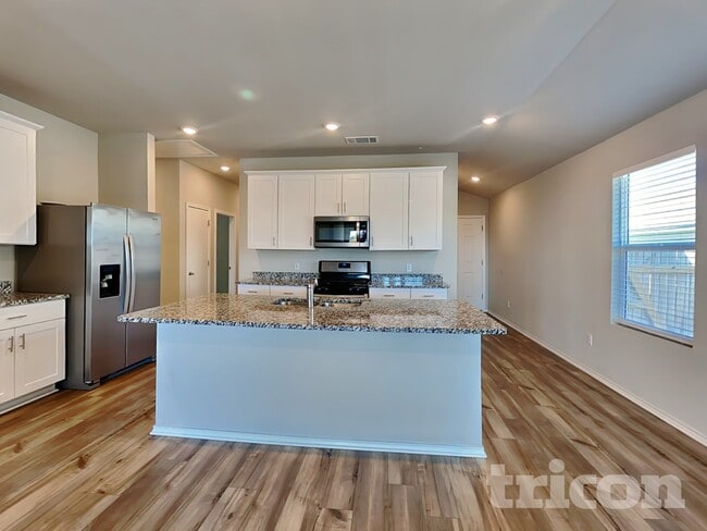 Photo - 5105 Sidesaddle Dr