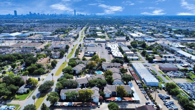 Photo - 9009 Richmond Ave.