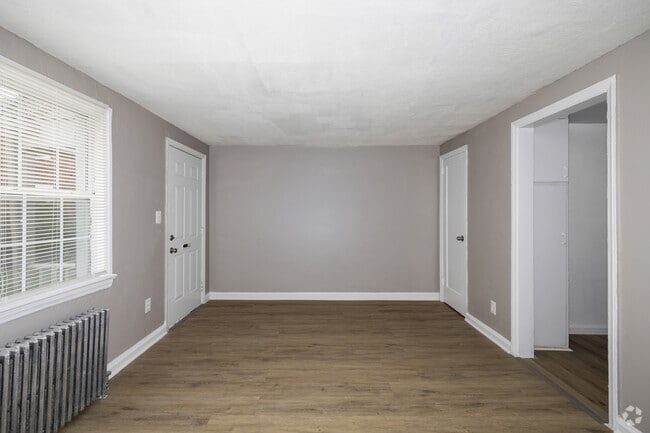 2BR, 1BA - 629SF - Dining/Living Room