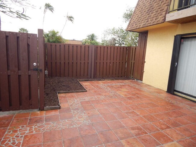 Photo - 110 N Delaware Blvd