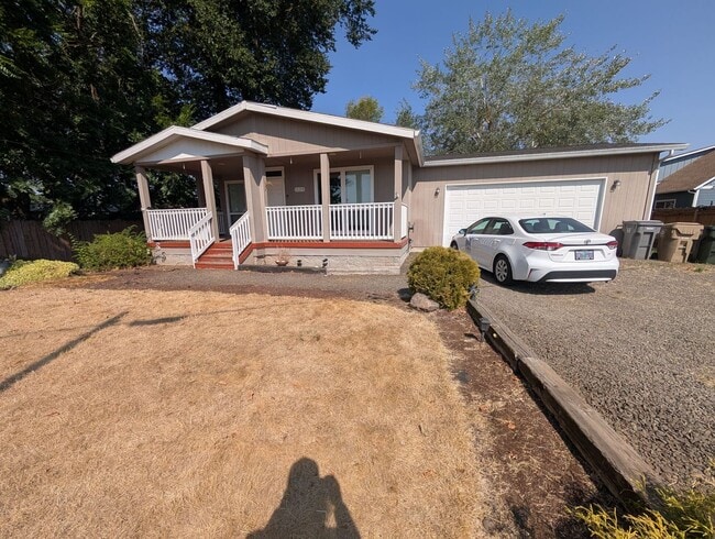 Photo - 1120 Linn Way