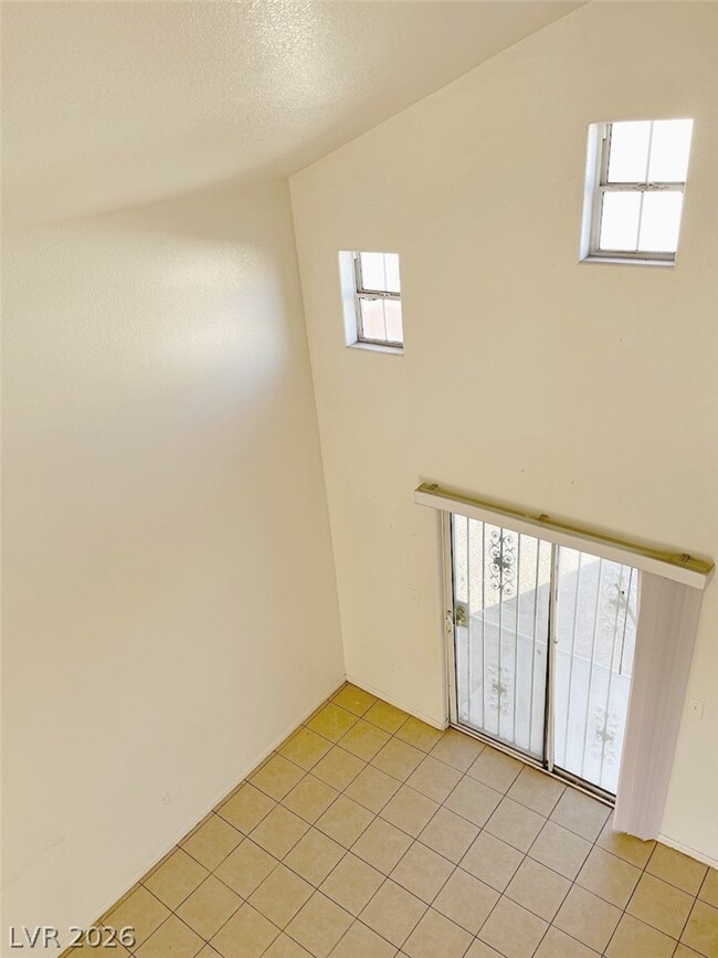 Photo - 6168 Bluehill Ave