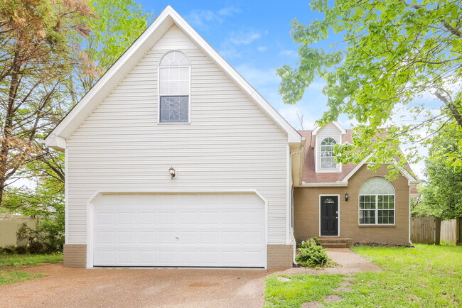 Photo - 1505 Grovesnor Ct House
