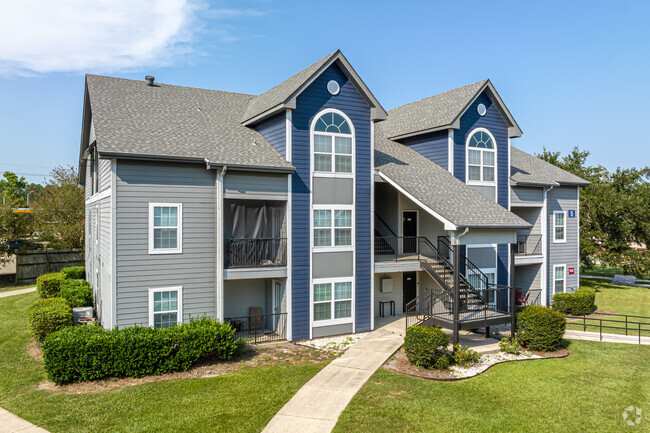 Photo - Pelican Pointe Apartments