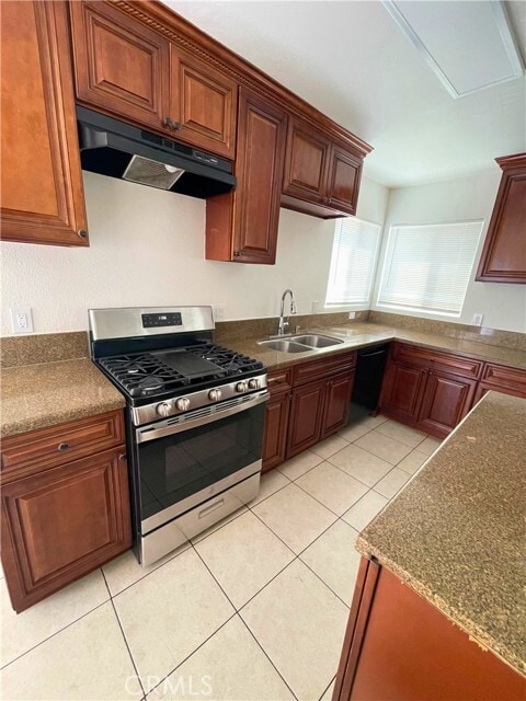 Photo - 2860 Randolph St