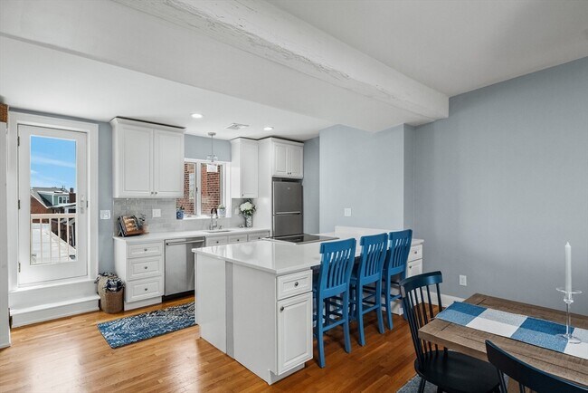 Photo - 2 Monument Sq Unit 5