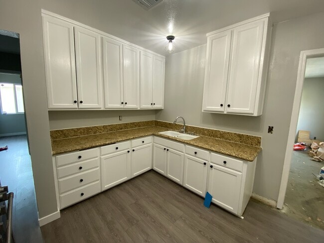 Photo - 3514 Leroy St