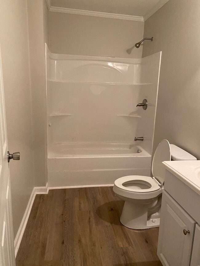 Photo - Yellow Fully Renovated Two Bedroom Cottage