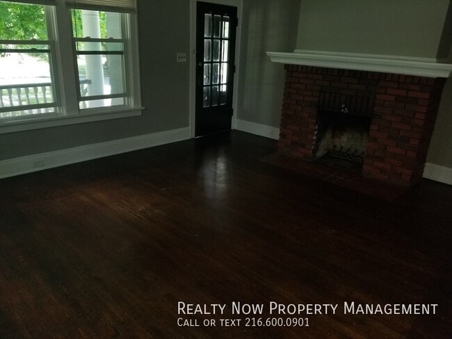 Photo - 3149 E Derbyshire Rd Unit 3149 E Derbyshire