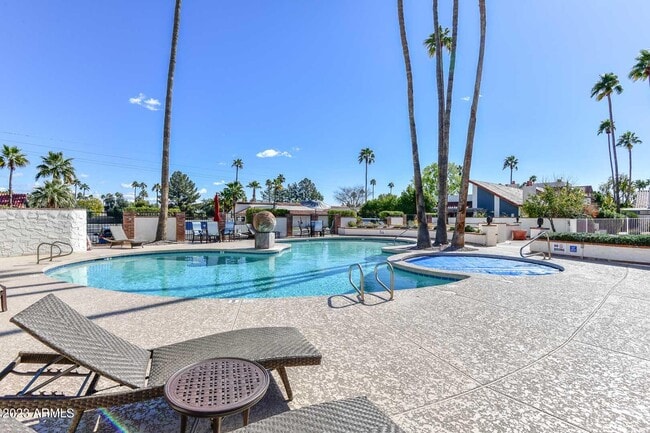 Photo - 5804 N Scottsdale Rd