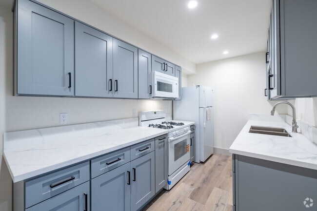 Building Photo - 6104 Cahuenga Boulevard