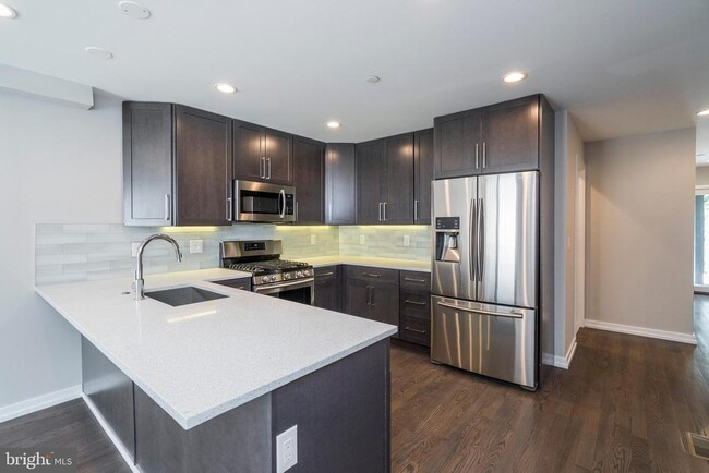 Photo - 1430 Clymer St Apartment Unit 1