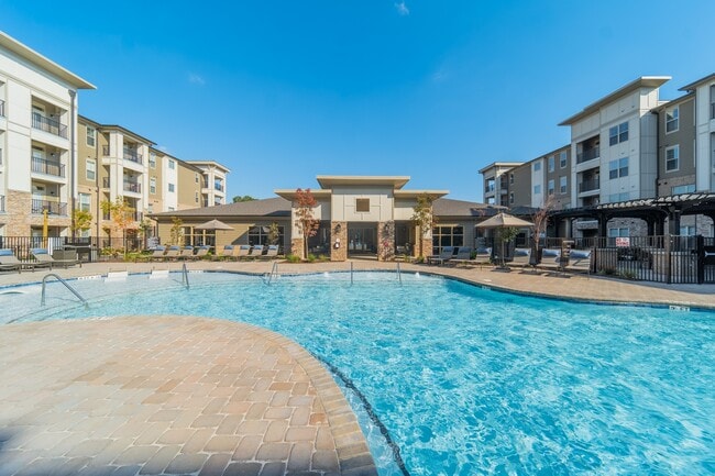 Photo - Meridian at Rogers Branch