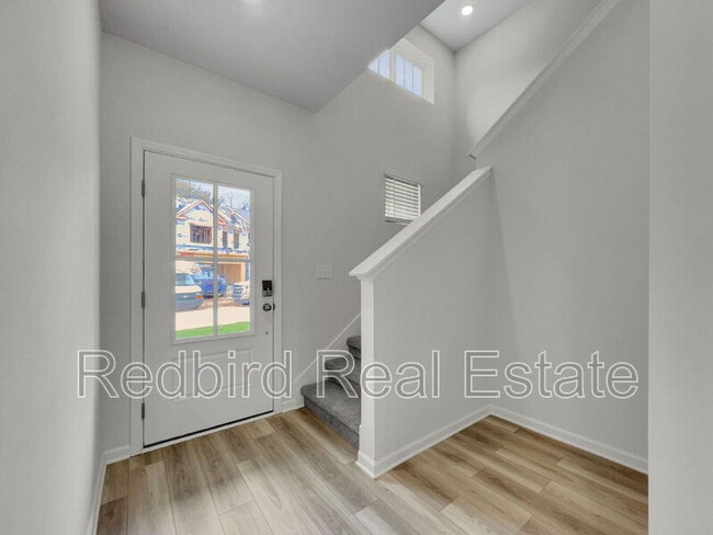 Photo - 1665 Manuka Ln