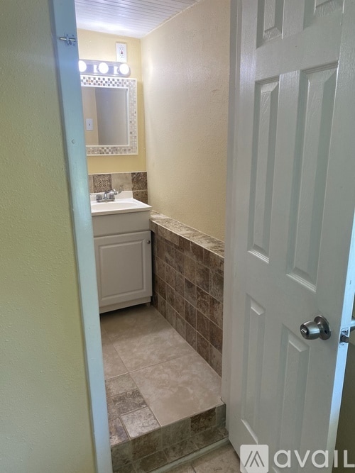 Photo - 2715 Ingot Pl