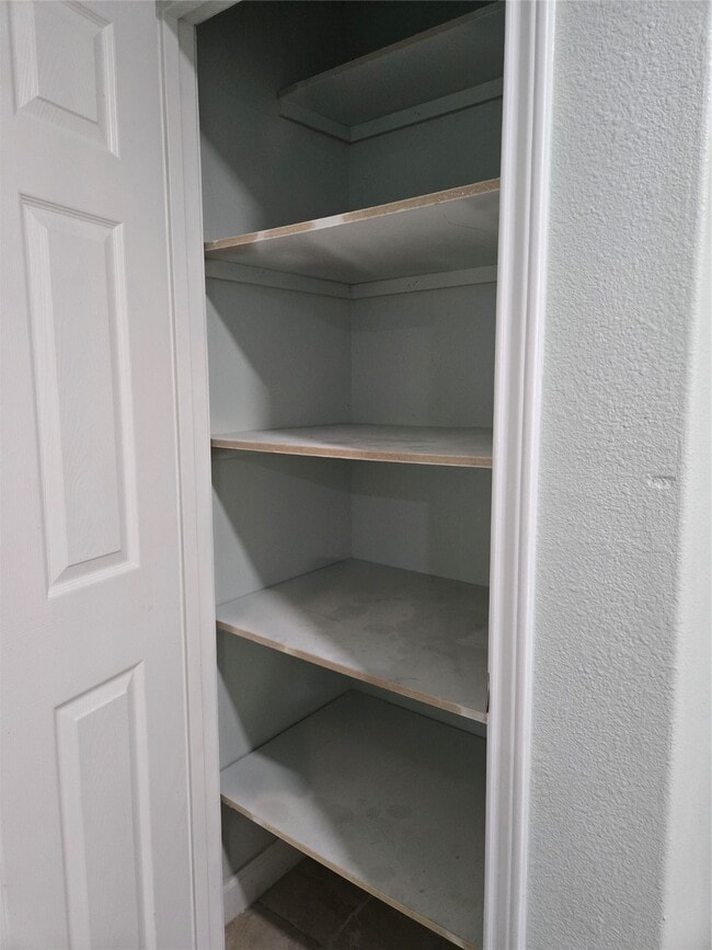 Photo - 22061 Russell Dr