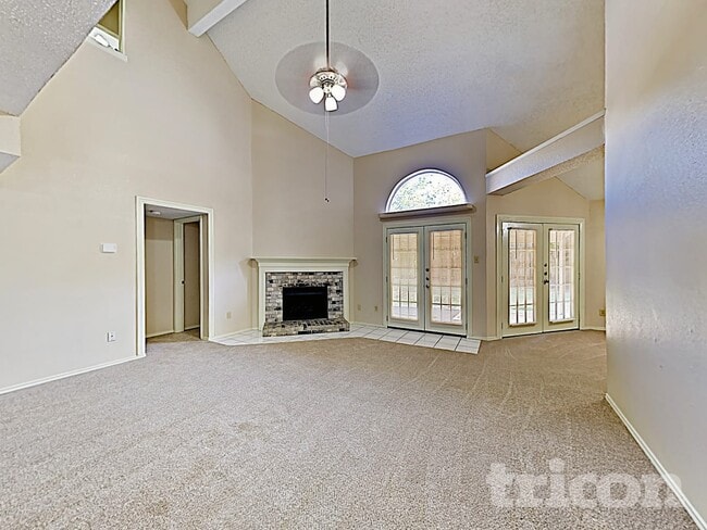 Photo - 1304 Farley Dr