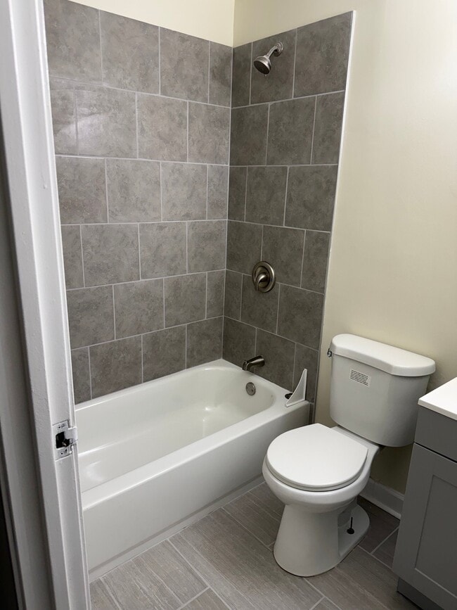 Photo - 327 Hawthorne Cir Unidad 4