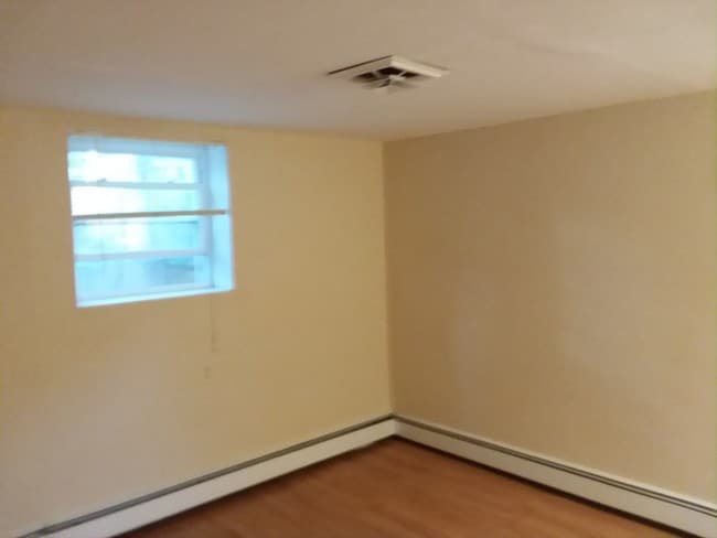 Building Photo - 1225 15th St Unit Ground Floor Rental