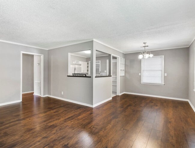 Photo - 1929 Magnolia Dr