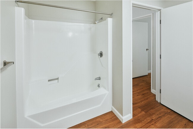 Photo - Yarmouth Landing Apartment Homes