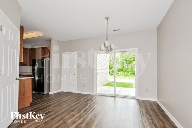 Photo - 1017 Glengarry Dr