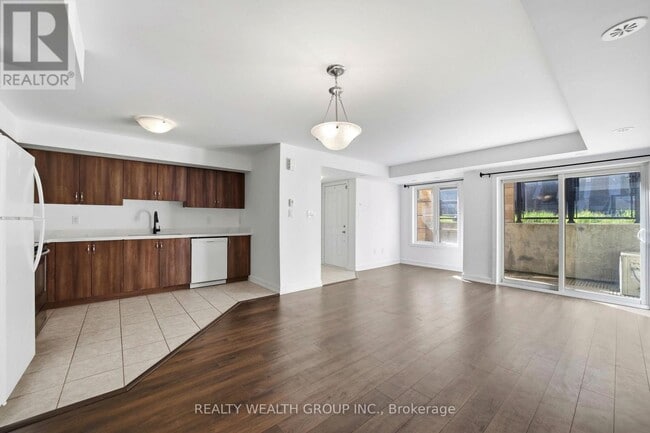 Photo - 2355 Sheppard Ave W