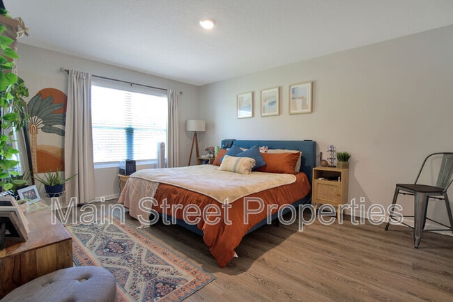 Photo - 951 Lovebird Ct