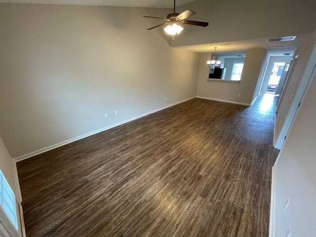 Photo - 429 Andover Dr