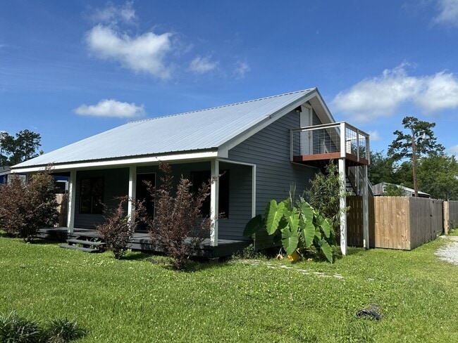 Photo - Charming Cottage in Beverly Hills Subdivision