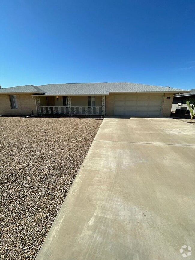 Building Photo - COMING SOON! Beautiful 2 Bedroom, 2 Bath i... Rental