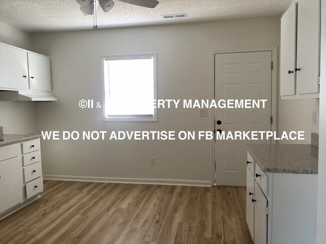 Photo - 731 W 25th St