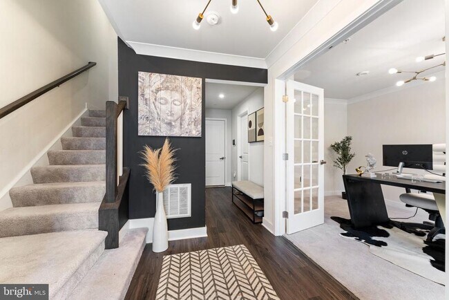 Photo - 4733 Towne Park Rd