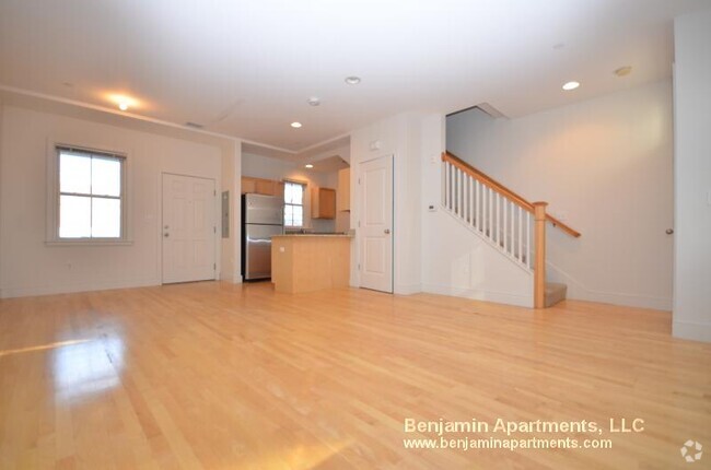 Building Photo - 115 2nd St Unit 106 Rental