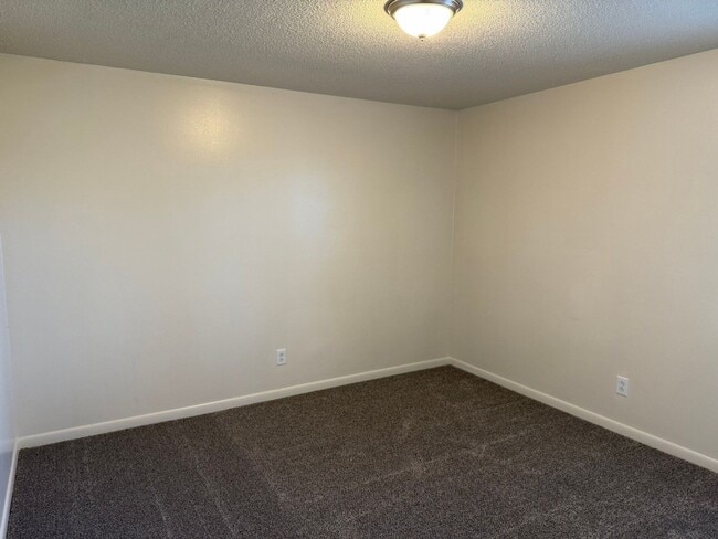 Photo - 4409 Bruhin Rd Unit 7