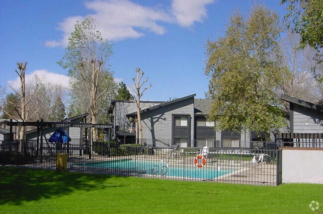 Village Green Apartments - Cornell Apartments