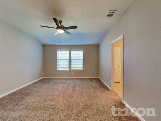 Photo - 13547 Emerson Wy