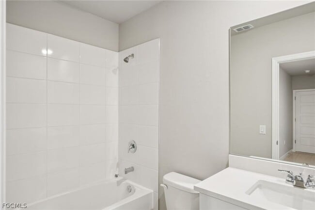 Photo - 17549 Woodland Ct