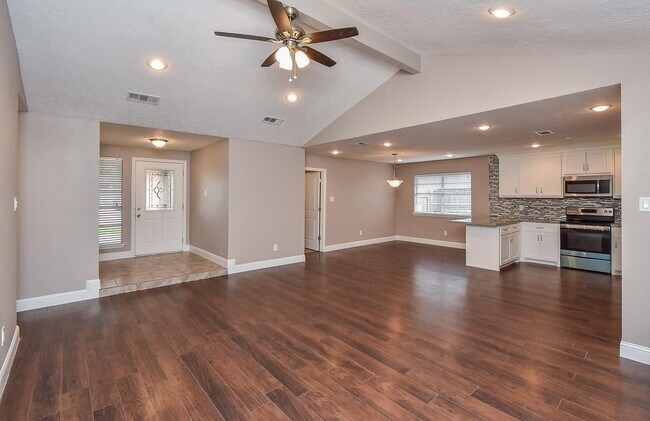Photo - 8502 Snowbank Dr