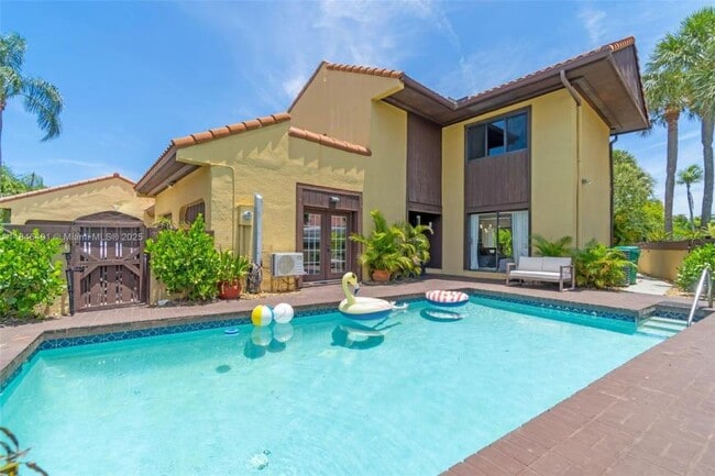 Building Photo - 3 bedroom in North Miami Beach FL 33179 Rental