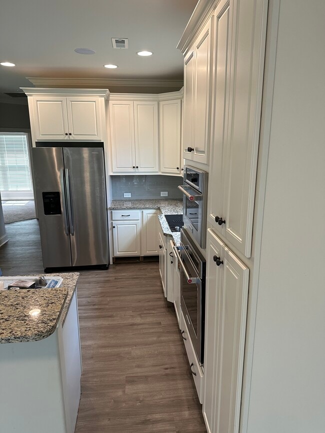 Photo - 8529 Oak Abbey Trl NE