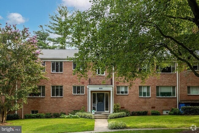 Building Photo - 10505 Montrose Ave Unit M-201 Rental