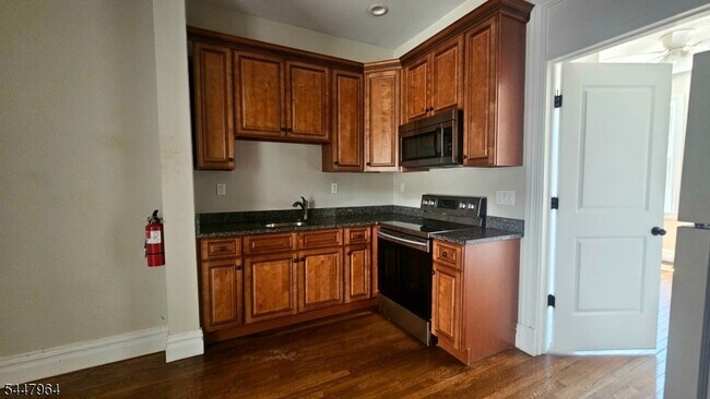 Photo - 199 Main St Unit 7