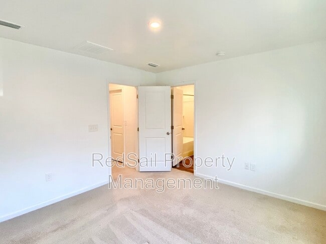 Photo - 22 Manilla Cir