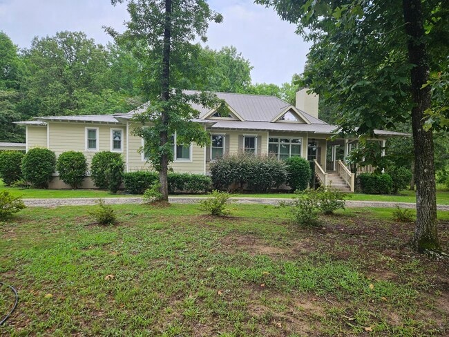 Photo - 1290 Tivoli Rd
