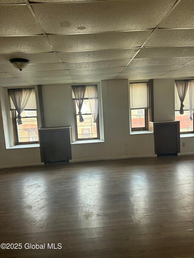 Photo - 300 Ontario St Unidad 2 fl