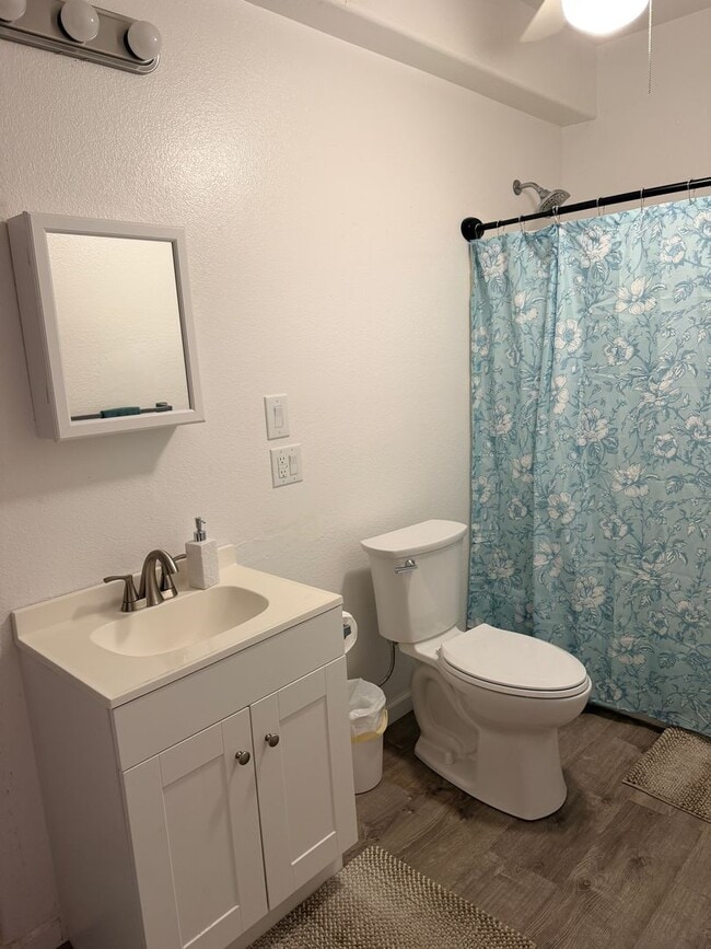 Building Photo - 75-292 Aloha Kona Drive Unit Studio B Aloha Kona